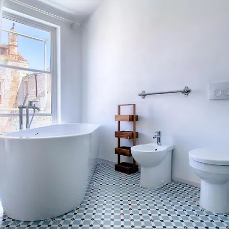 Vento - Built In 1780