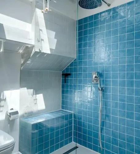 Vento - Built In 1780 Vis